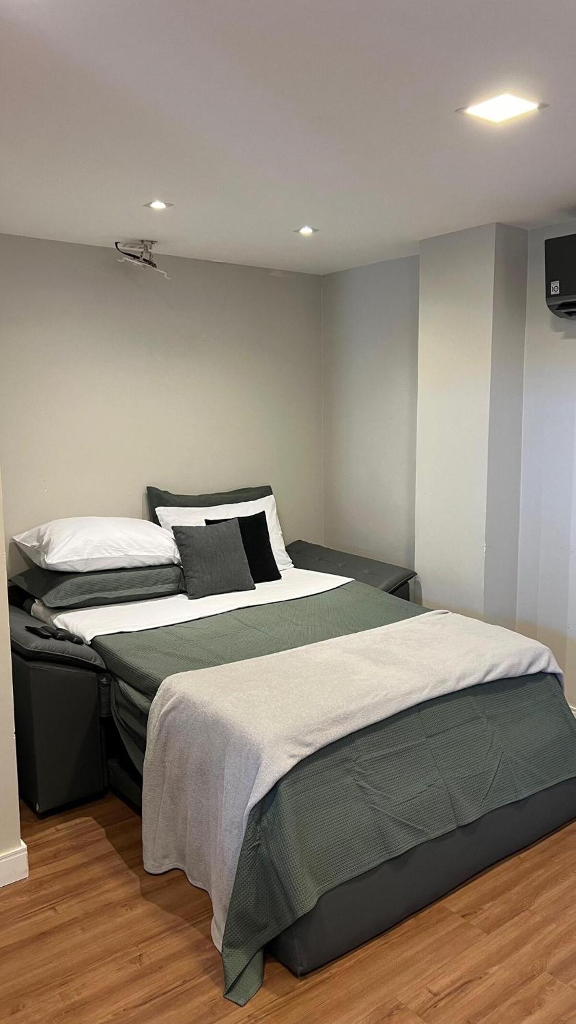 Cobertura Com Piscina Privativa E Vista O Mar Apartamento *